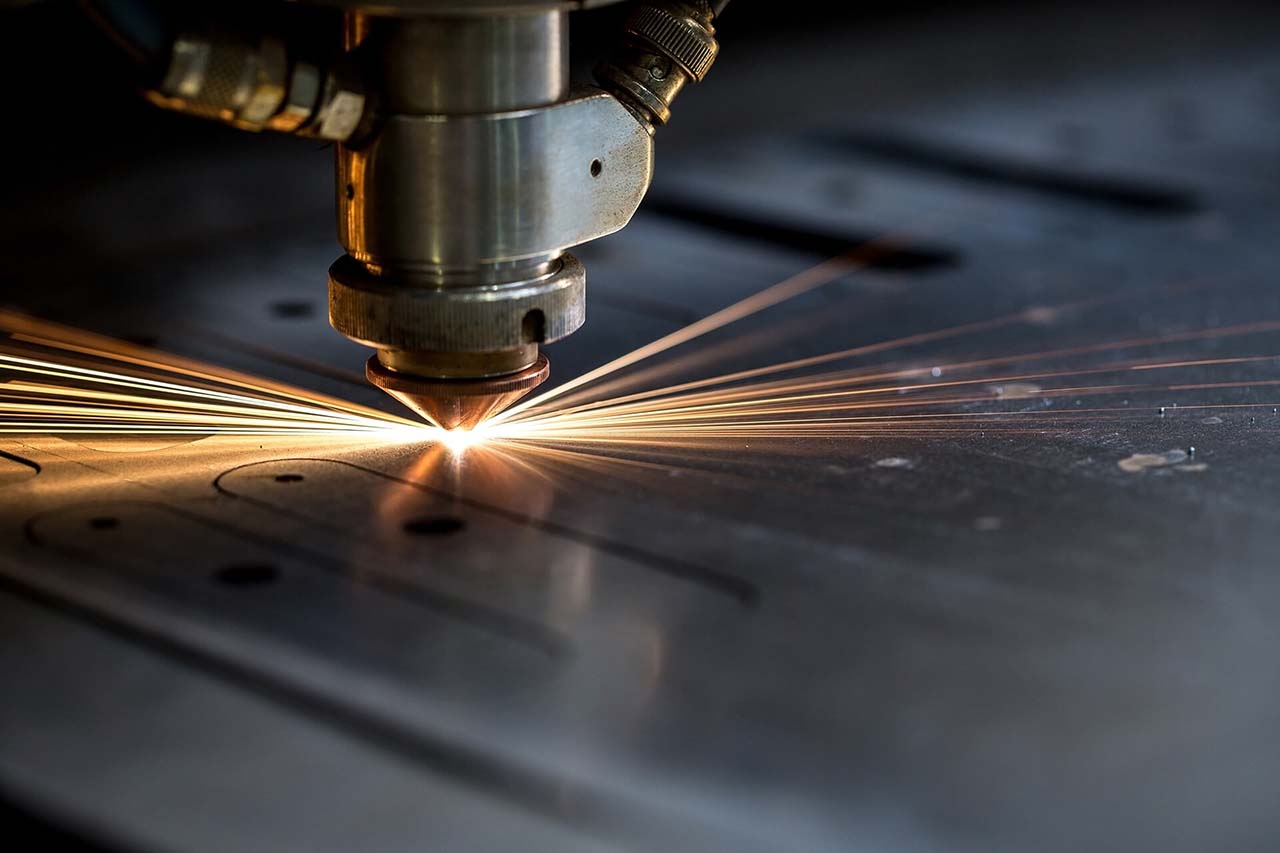 Advantages and disadvantages of laser cutting in sheet metal processing